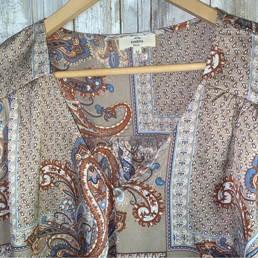Entro Tan Mixed Print Satin Blouse - Picture 5 of 6